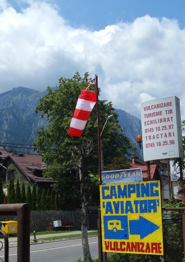 Camping Aviator Busteni, Camere Buitenkant foto