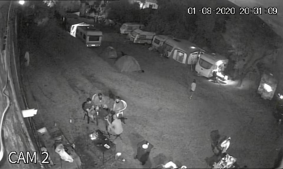 Camping Aviator Busteni, Camere Buitenkant foto